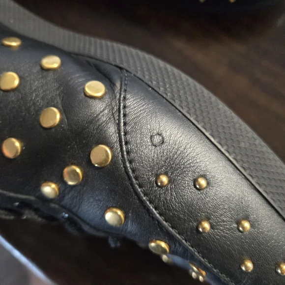 Gucci Black and Gold Studded Men's Sneakers - Picture 5 of 10